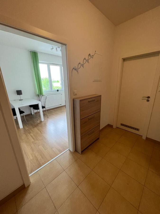 Apartment Prague-2 Rooms Free Parking Eksteriør bilde