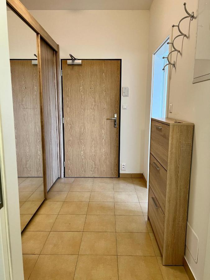 Apartment Prague-2 Rooms Free Parking Eksteriør bilde